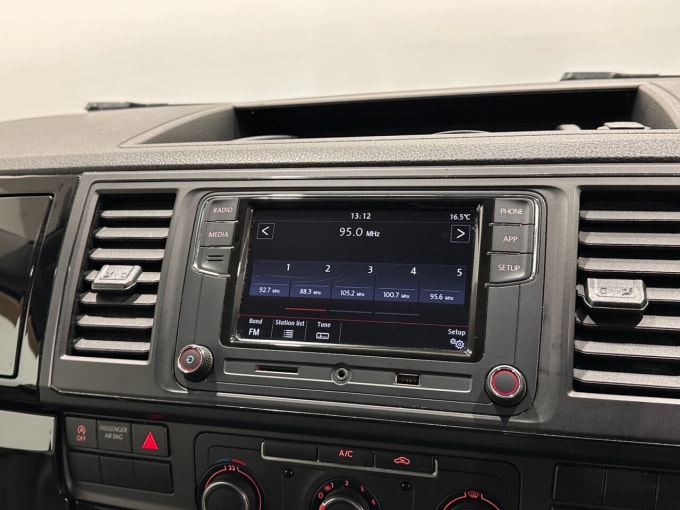 2025 Volkswagen Transporter
