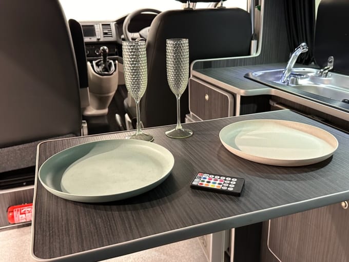 2025 Volkswagen Transporter