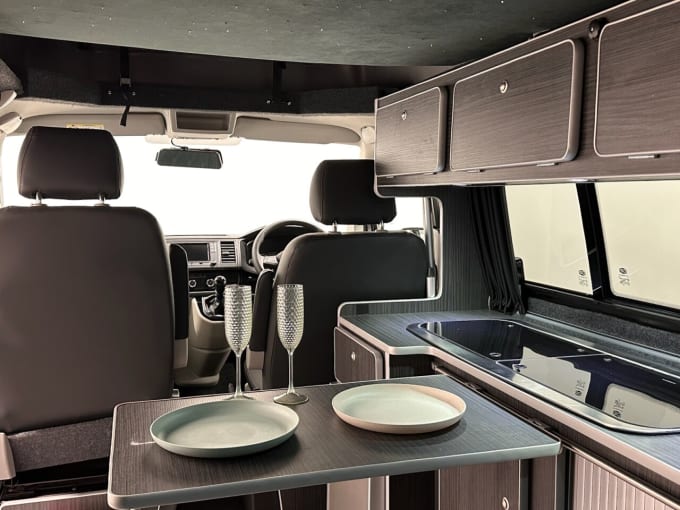 2025 Volkswagen Transporter