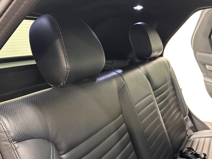 2025 Land Rover Discovery