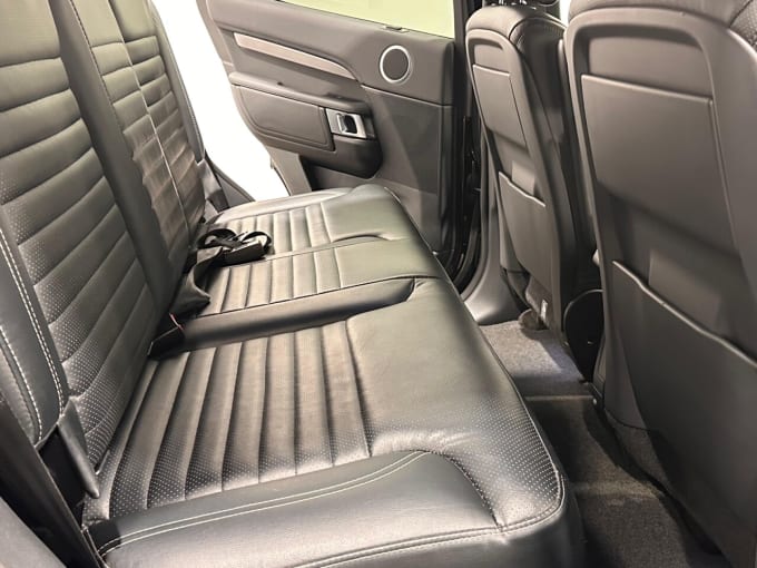 2025 Land Rover Discovery
