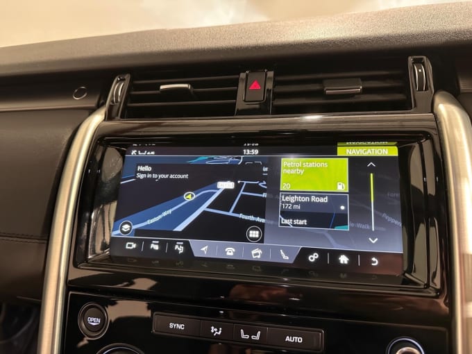 2025 Land Rover Discovery