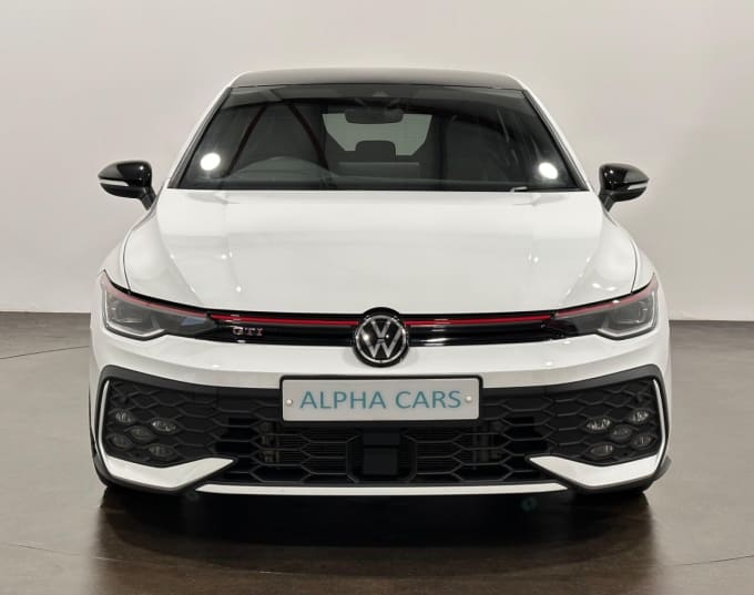 2025 Volkswagen Golf