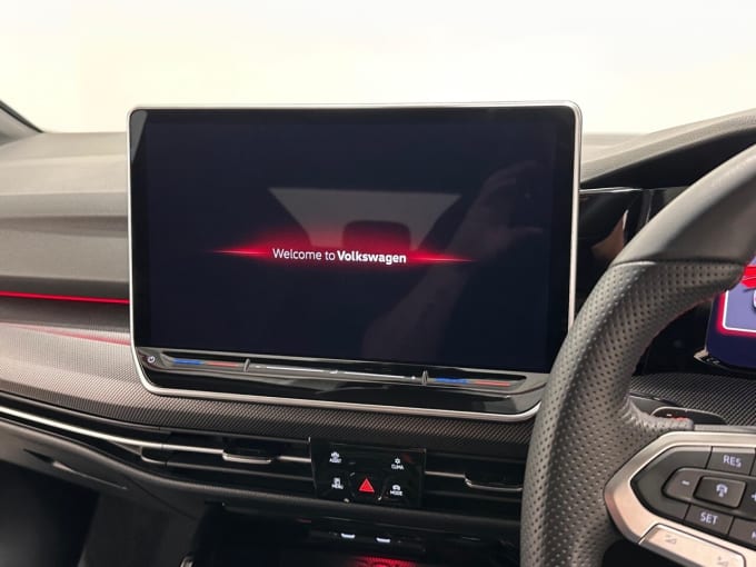 2025 Volkswagen Golf