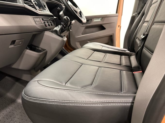 2025 Volkswagen Transporter