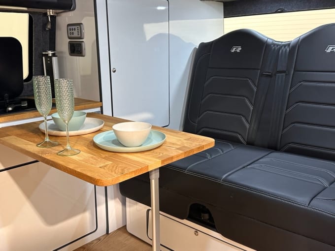 2025 Volkswagen Transporter