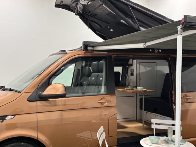 2025 Volkswagen Transporter