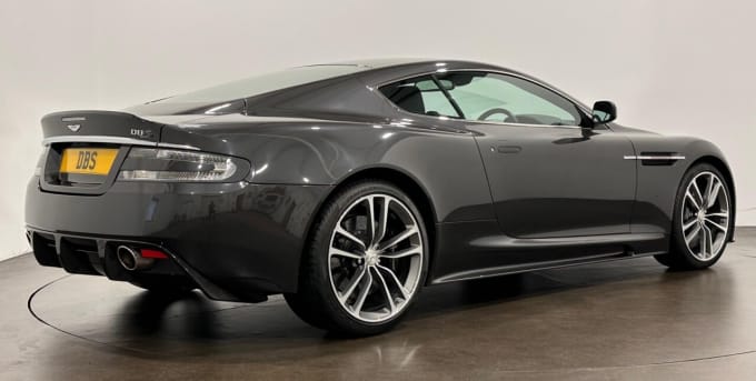 2025 Aston Martin Dbs