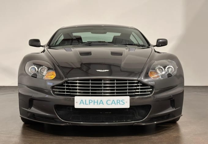 2025 Aston Martin Dbs