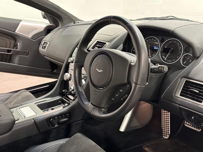2025 Aston Martin Dbs