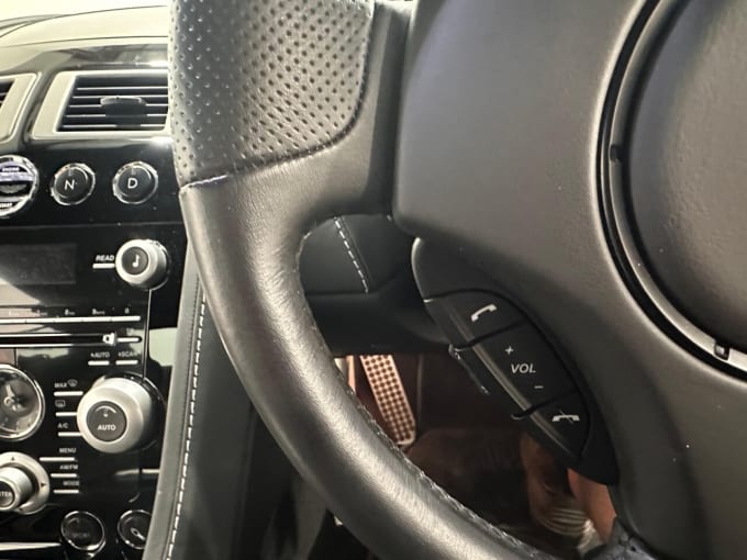2025 Aston Martin Dbs