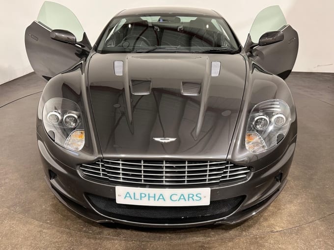 2025 Aston Martin Dbs