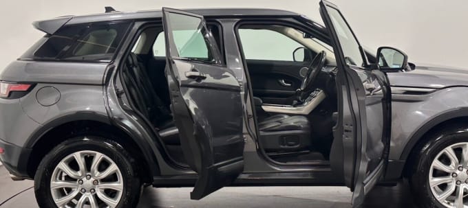 2025 Land Rover Range Rover Evoque