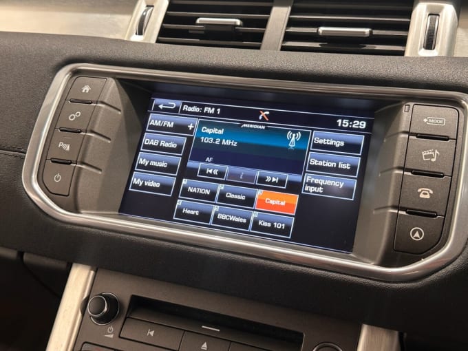 2025 Land Rover Range Rover Evoque