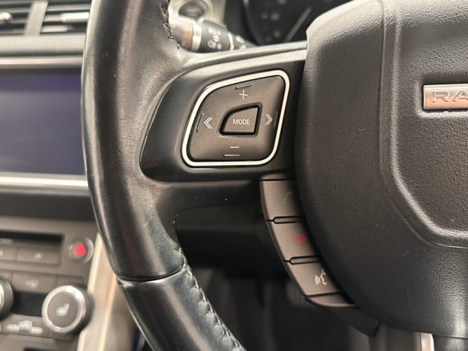 2025 Land Rover Range Rover Evoque