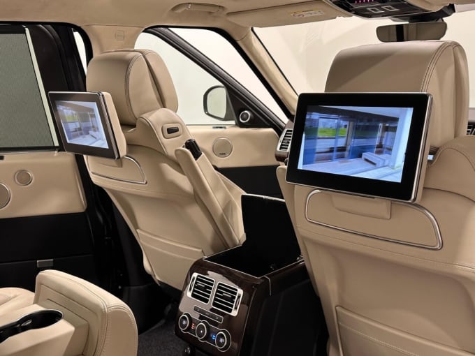 2025 Land Rover Range Rover