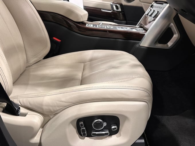 2025 Land Rover Range Rover