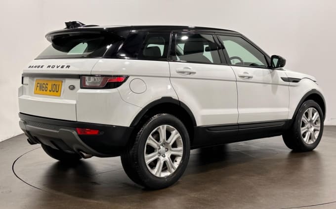2025 Land Rover Range Rover Evoque