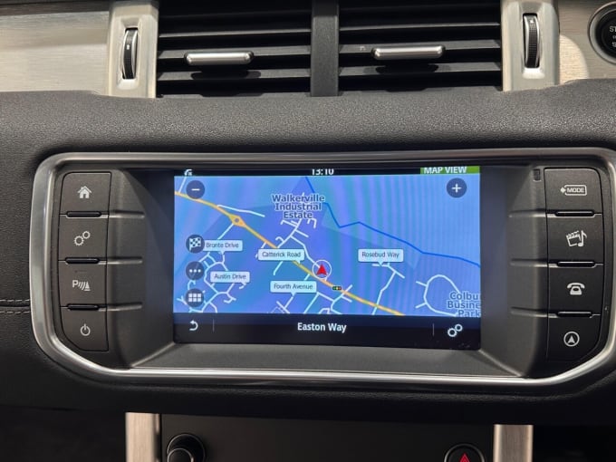 2025 Land Rover Range Rover Evoque