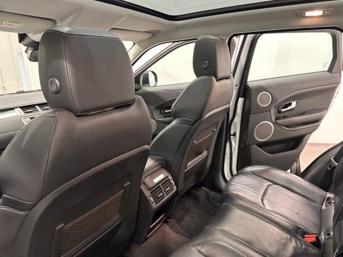 2025 Land Rover Range Rover Evoque