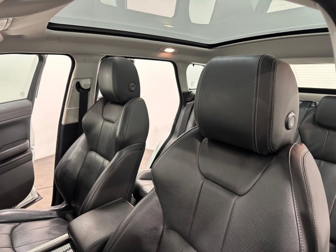 2025 Land Rover Range Rover Evoque