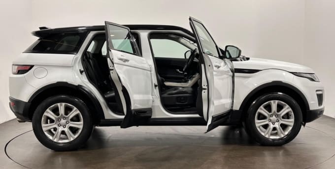2025 Land Rover Range Rover Evoque
