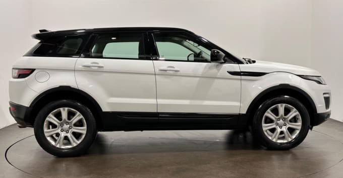 2025 Land Rover Range Rover Evoque