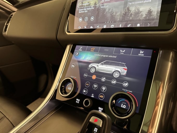 2025 Land Rover Range Rover Sport