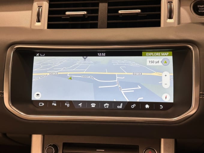 2025 Land Rover Range Rover Evoque