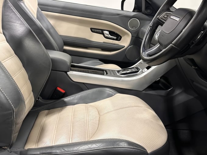 2025 Land Rover Range Rover Evoque