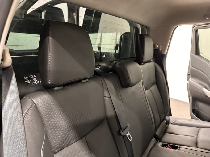 2025 Nissan Navara
