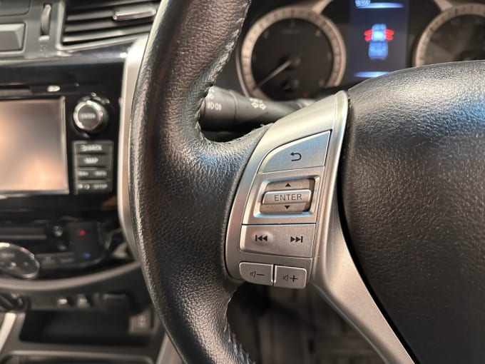 2025 Nissan Navara