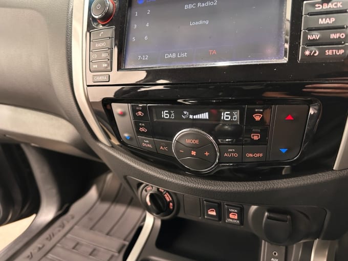 2025 Nissan Navara