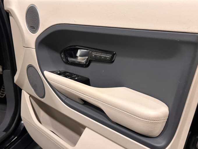 2025 Land Rover Range Rover Evoque
