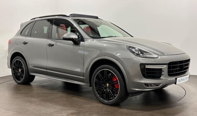2025 Porsche Cayenne
