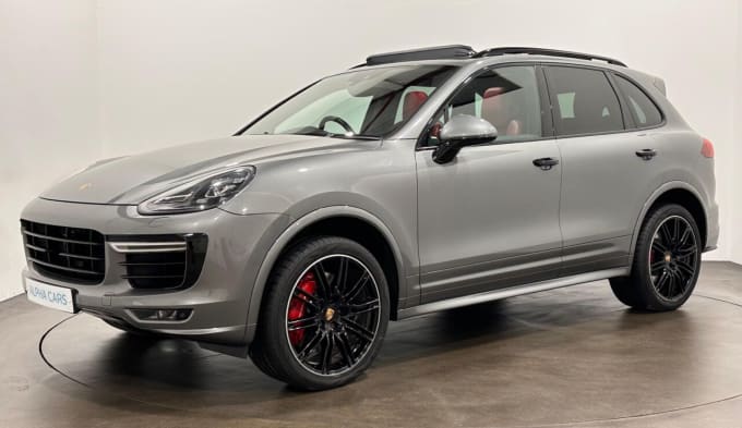 2025 Porsche Cayenne