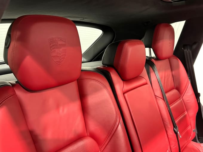 2025 Porsche Cayenne