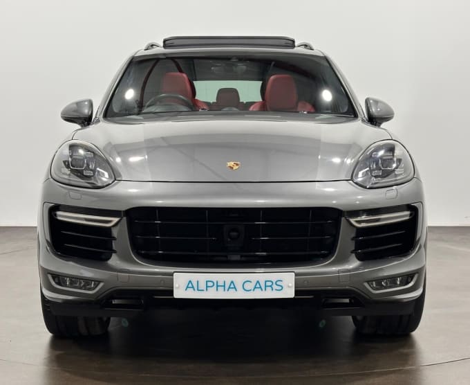 2025 Porsche Cayenne