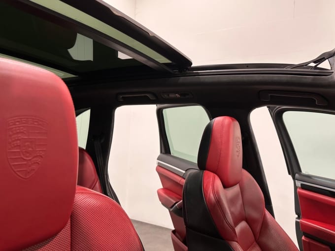 2025 Porsche Cayenne