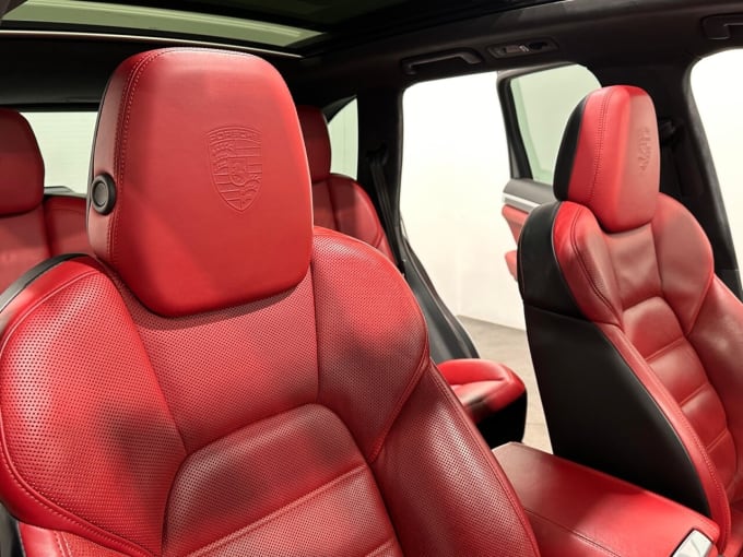 2025 Porsche Cayenne