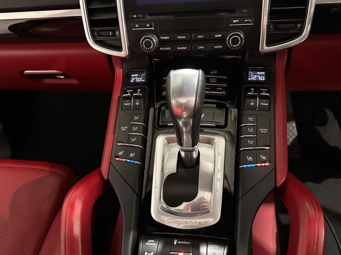 2025 Porsche Cayenne