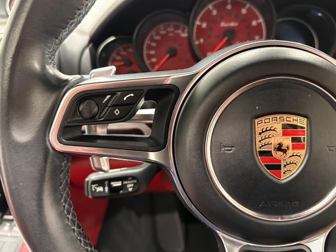 2025 Porsche Cayenne