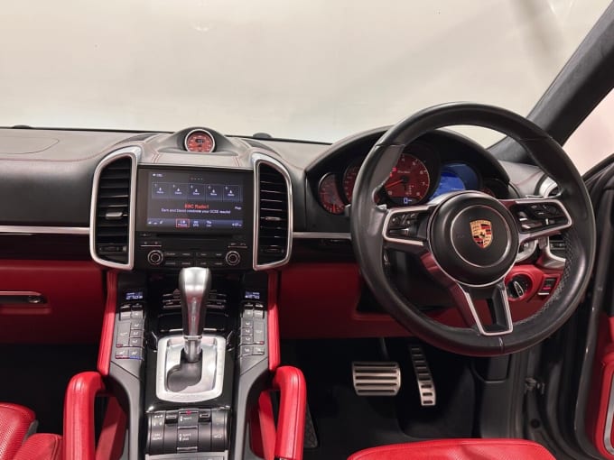 2025 Porsche Cayenne