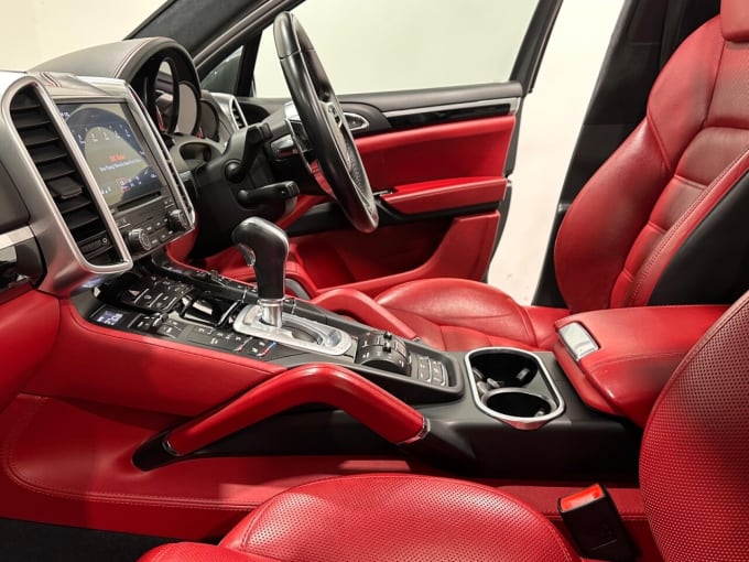 2025 Porsche Cayenne