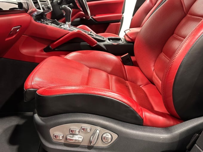 2025 Porsche Cayenne