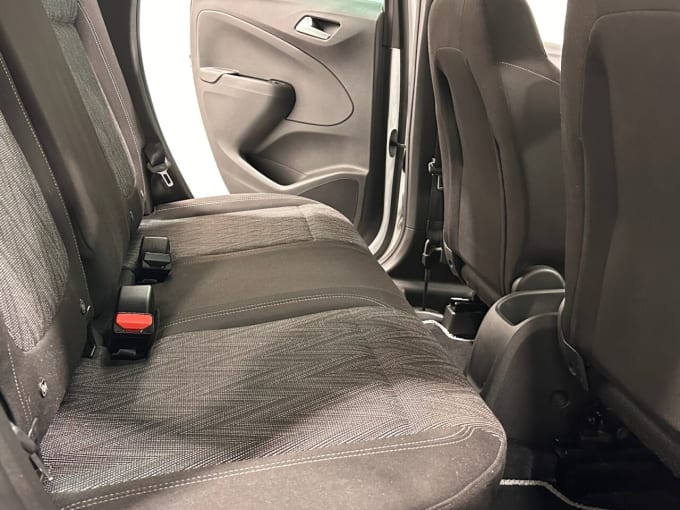 2025 Vauxhall Crossland X