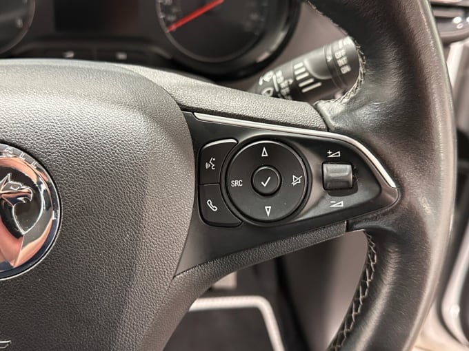 2025 Vauxhall Crossland X