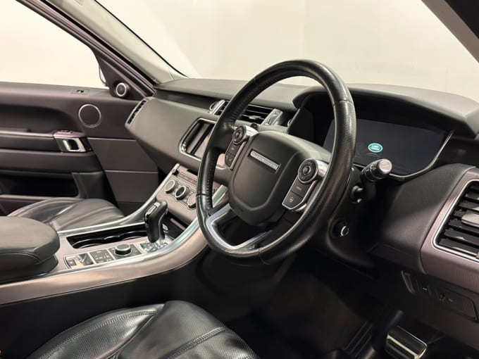 2025 Land Rover Range Rover Sport