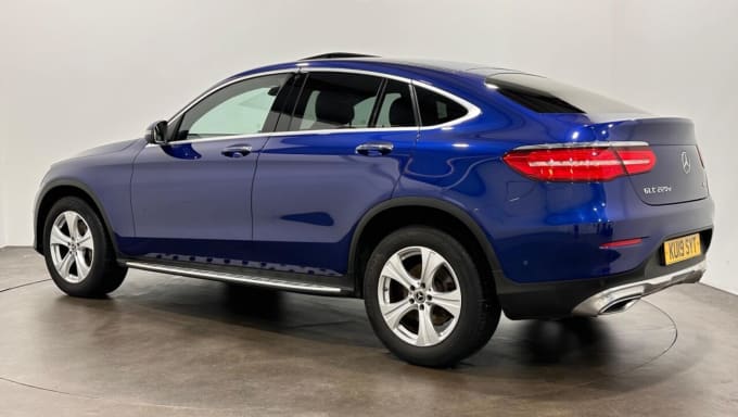 2025 Mercedes-benz Glc