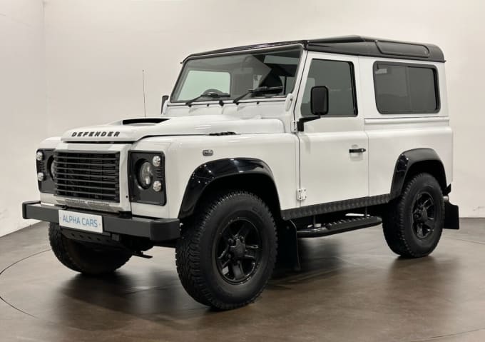 2025 Land Rover Defender